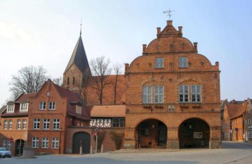 ホテルZum Schwedenkonig Gadebusch エクステリア 写真