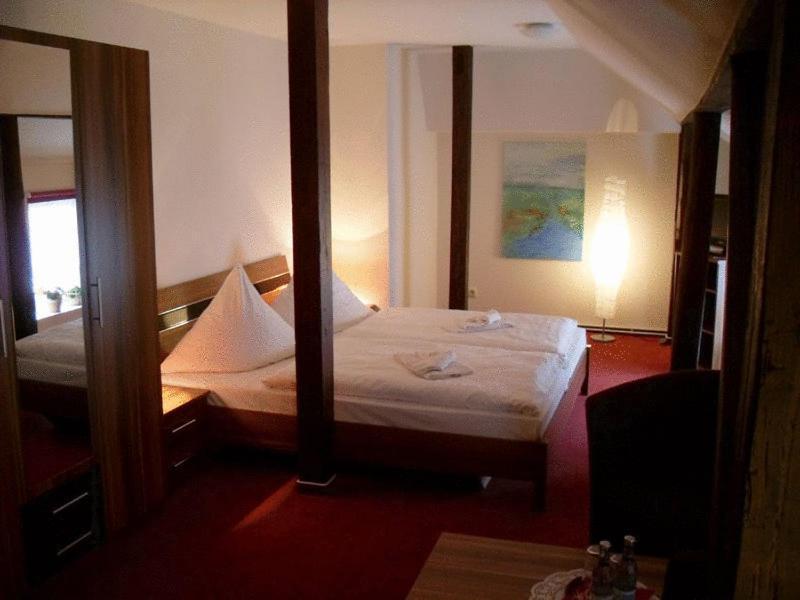 ホテルZum Schwedenkonig Gadebusch エクステリア 写真